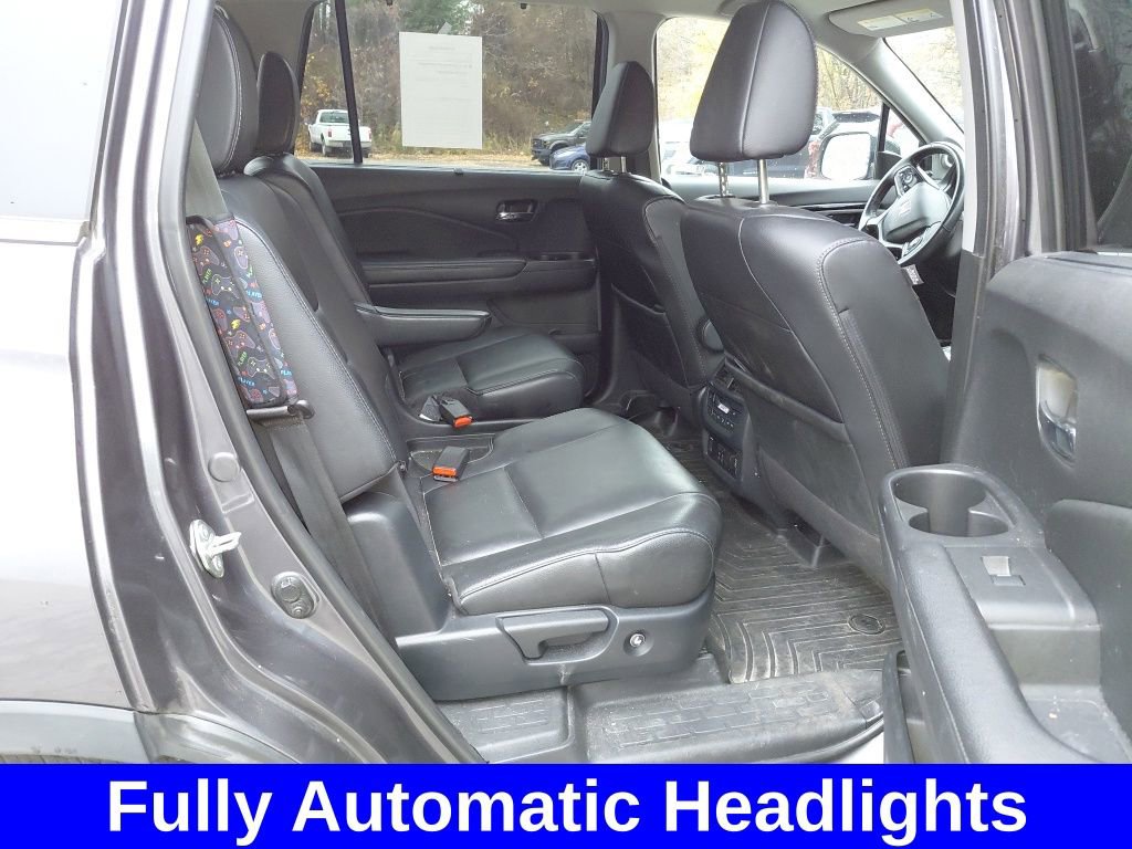 Used 2020 Honda Pilot Touring image 22
