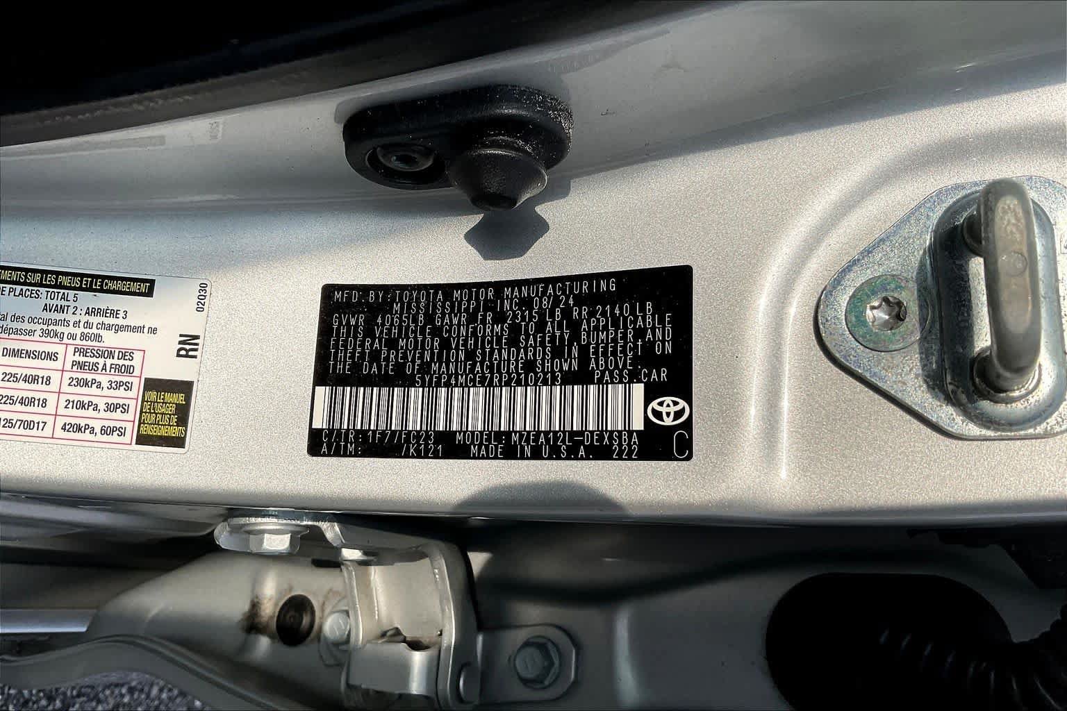 Used 2024 Toyota Corolla SE w/ SE Premium Package FWD image 32