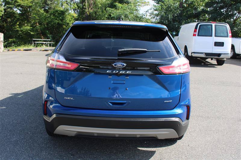 Used 2024 Ford Edge SEL AWD/4WD image 7