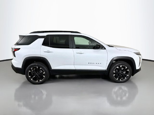 New 2027 Chevrolet Equinox RS w/ Convenience Package III AWD/4WD image 10