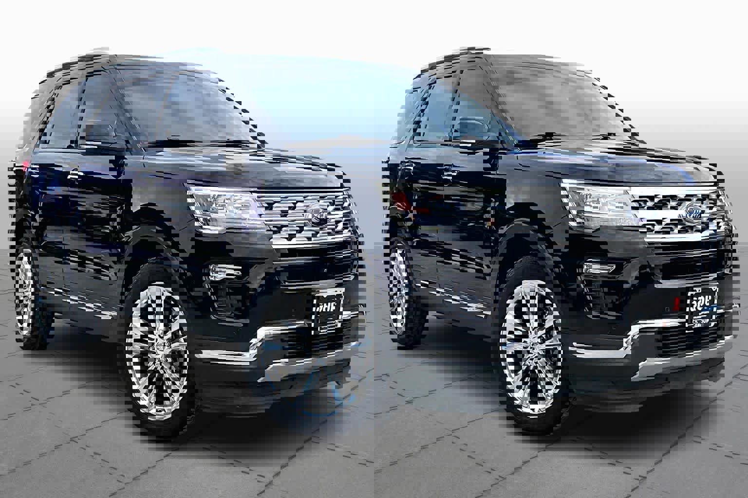 Used 2019 Ford Explorer Limited image 2