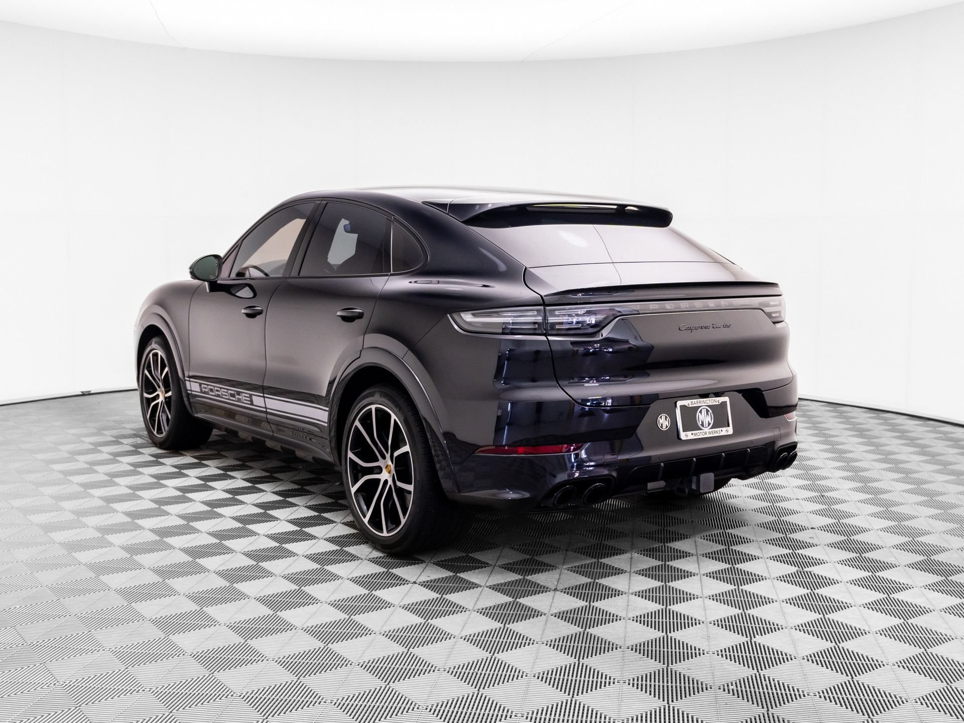Used 2022 Porsche Cayenne Turbo AWD/4WD image 3