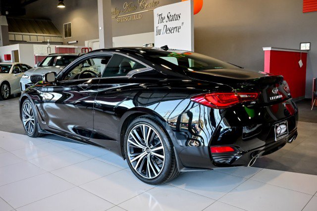 Used 2022 INFINITI Q60 3.0t Luxe w/ Essential Package AWD/4WD image 7