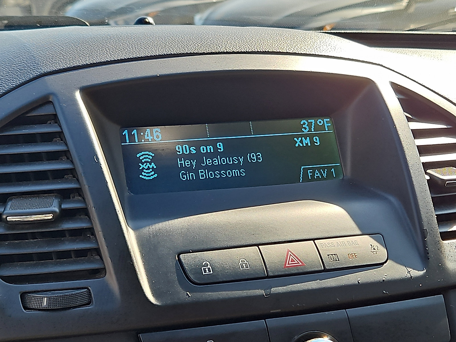 Used 2011 Buick Regal CXL w/ RL2 Preferred Equipment Group image 17