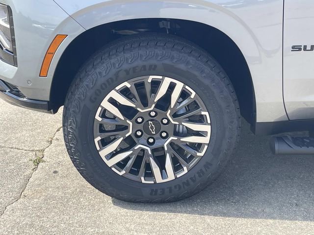 New 2026 Chevrolet Suburban Z71 w/ Z71 Off-Road Package AWD/4WD image 7
