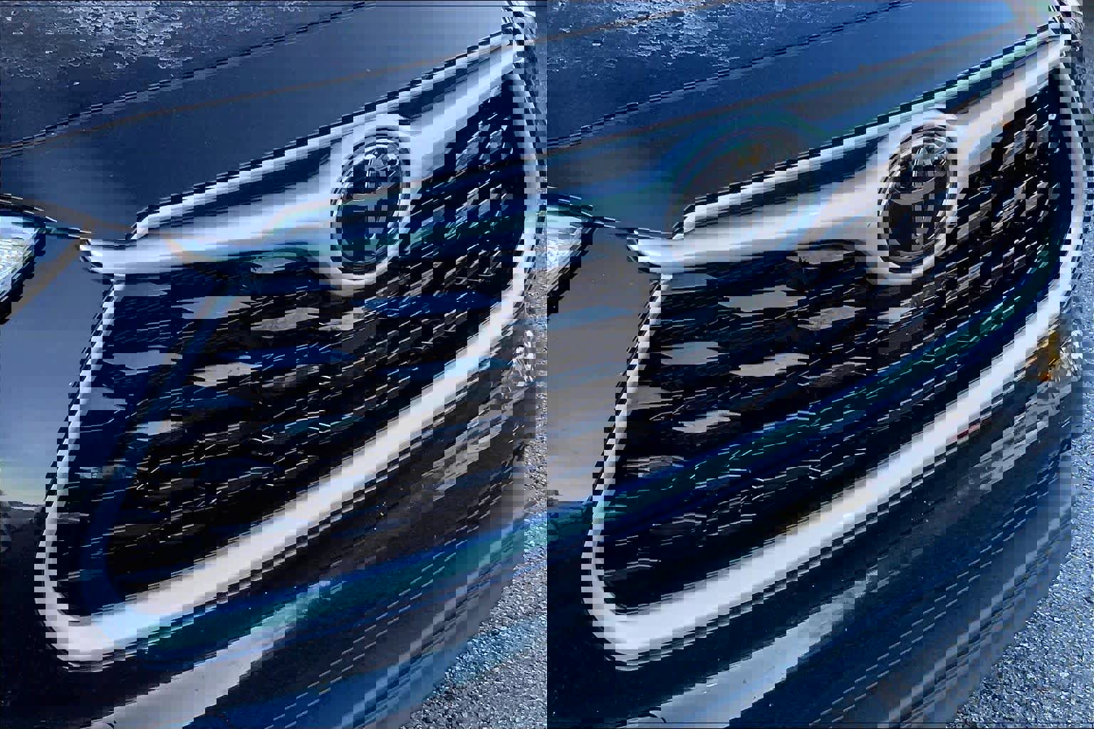 Used 2021 Toyota Highlander XLE image 29