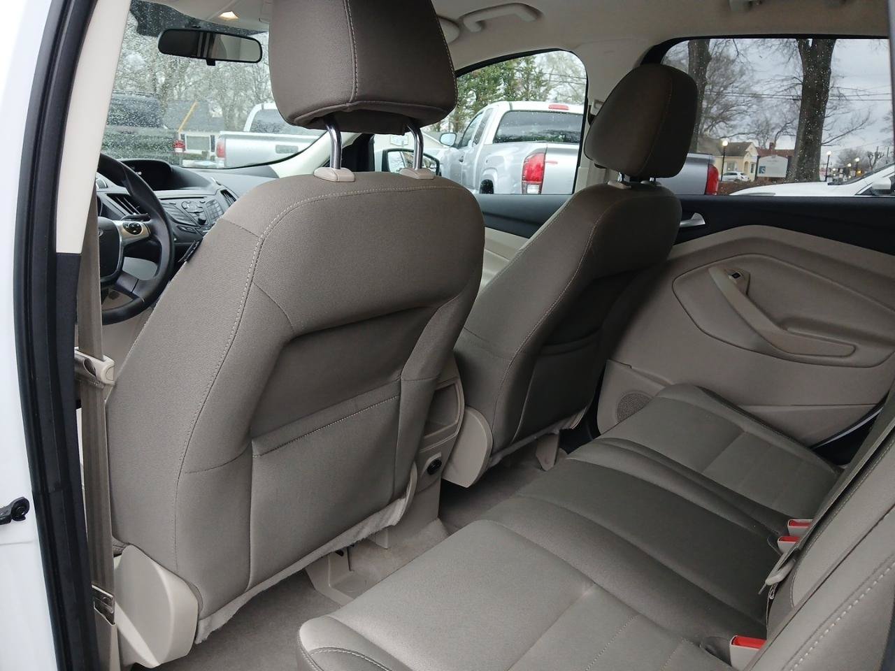 Used 2016 Ford Escape SE AWD/4WD image 11