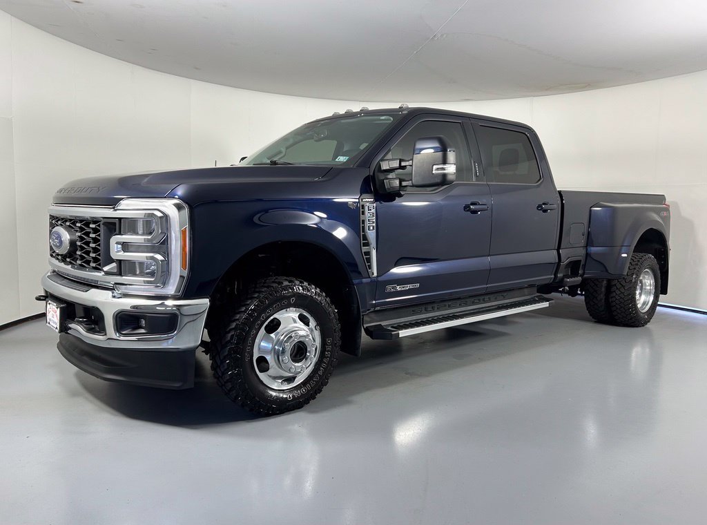 Used 2023 Ford F350 Lariat AWD/4WD image 3