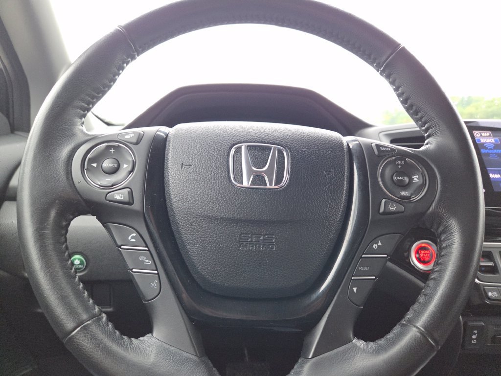 Used 2016 Honda Pilot Touring image 38