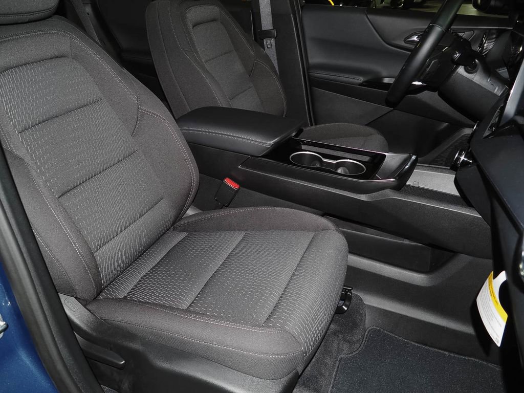 Used 2025 Chevrolet Equinox LT image 17