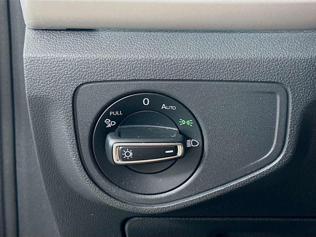 Used 2021 Volkswagen Atlas SEL Premium image 22