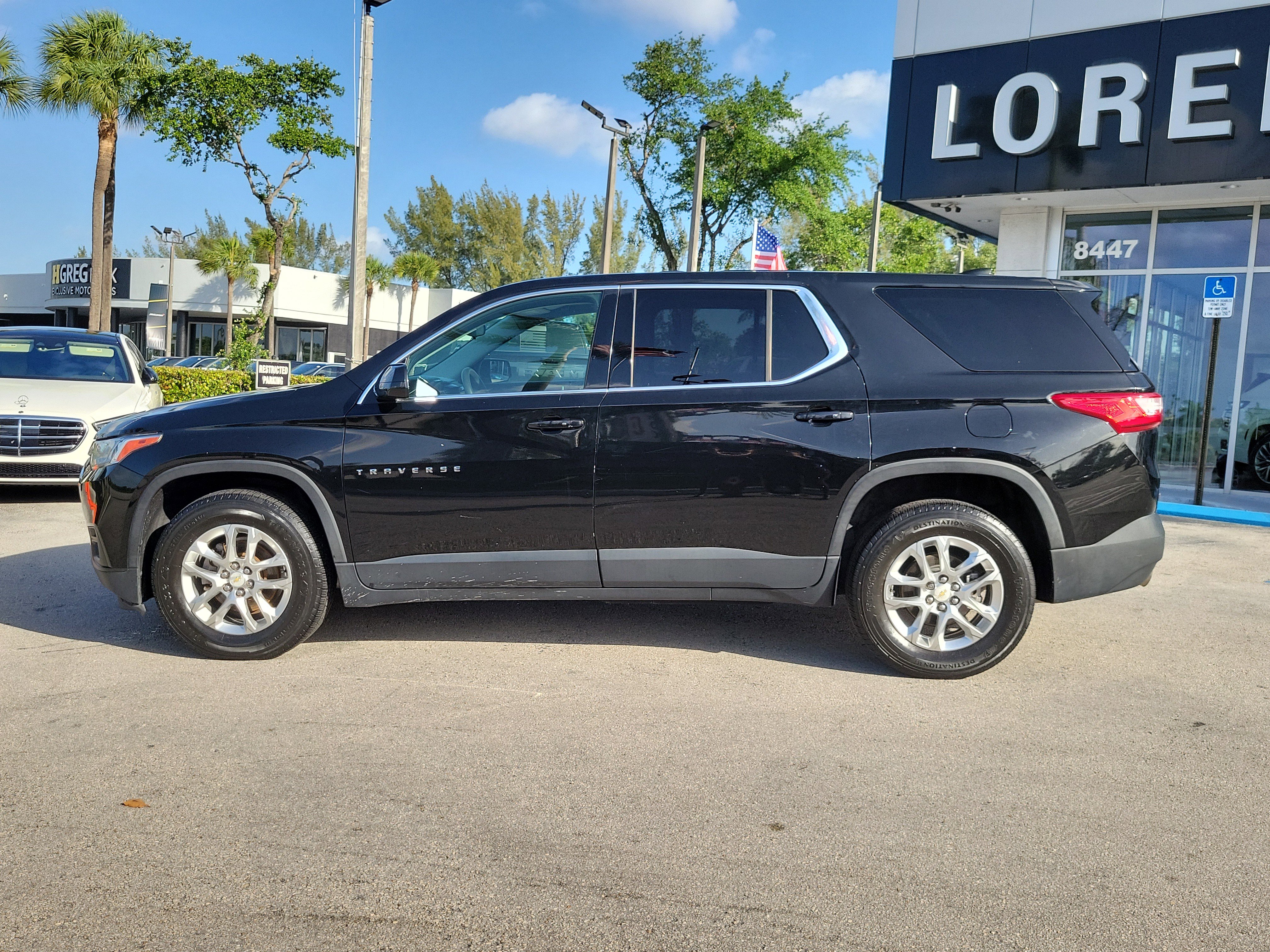 Used 2019 Chevrolet Traverse LS FWD image 8