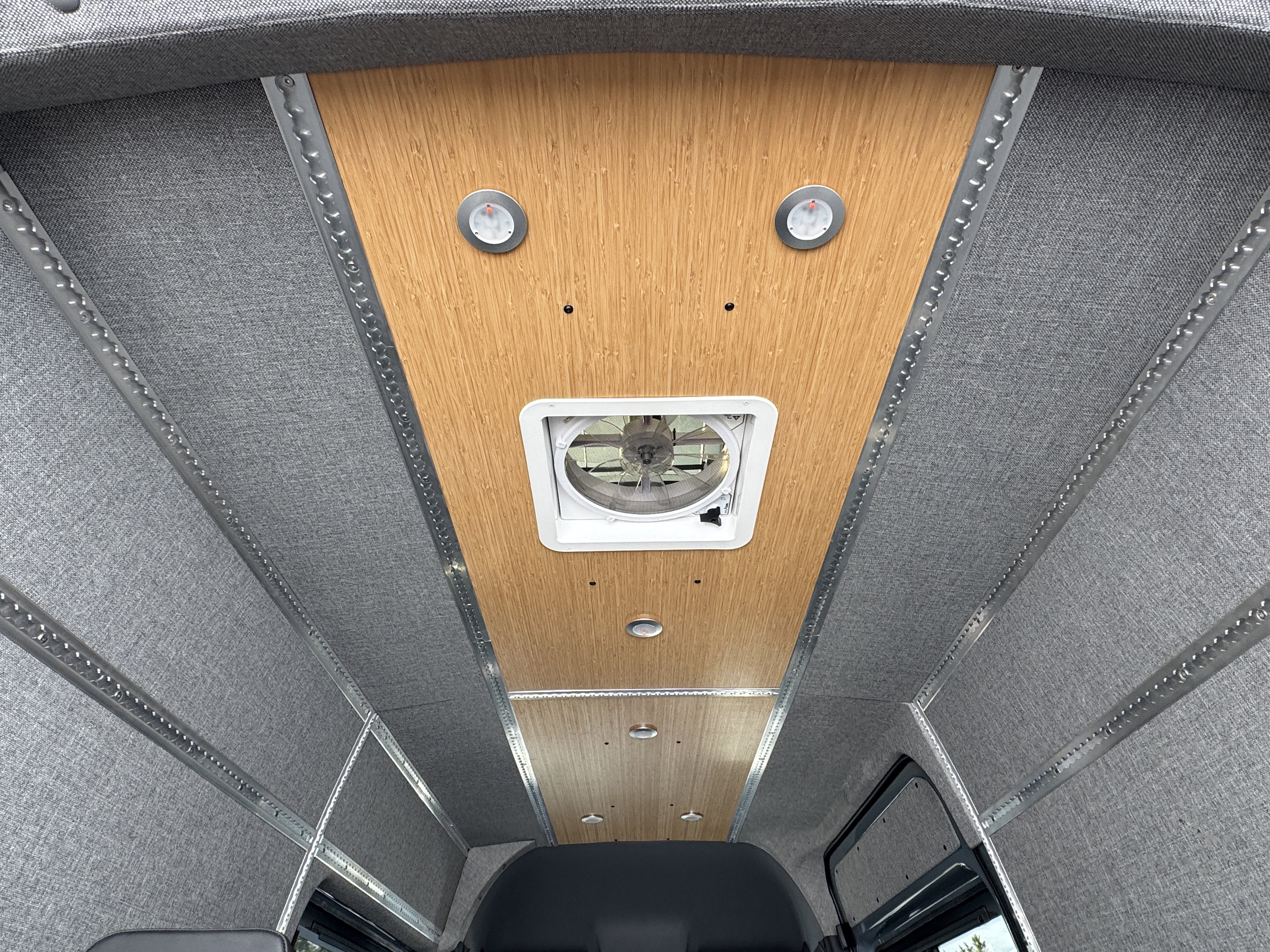 Used 2023 Mercedes-Benz Sprinter 2500 image 13