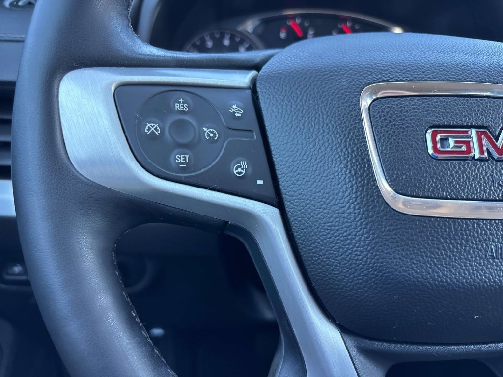 Used 2023 GMC Terrain SLT w/ Infotainment Package II AWD/4WD image 27