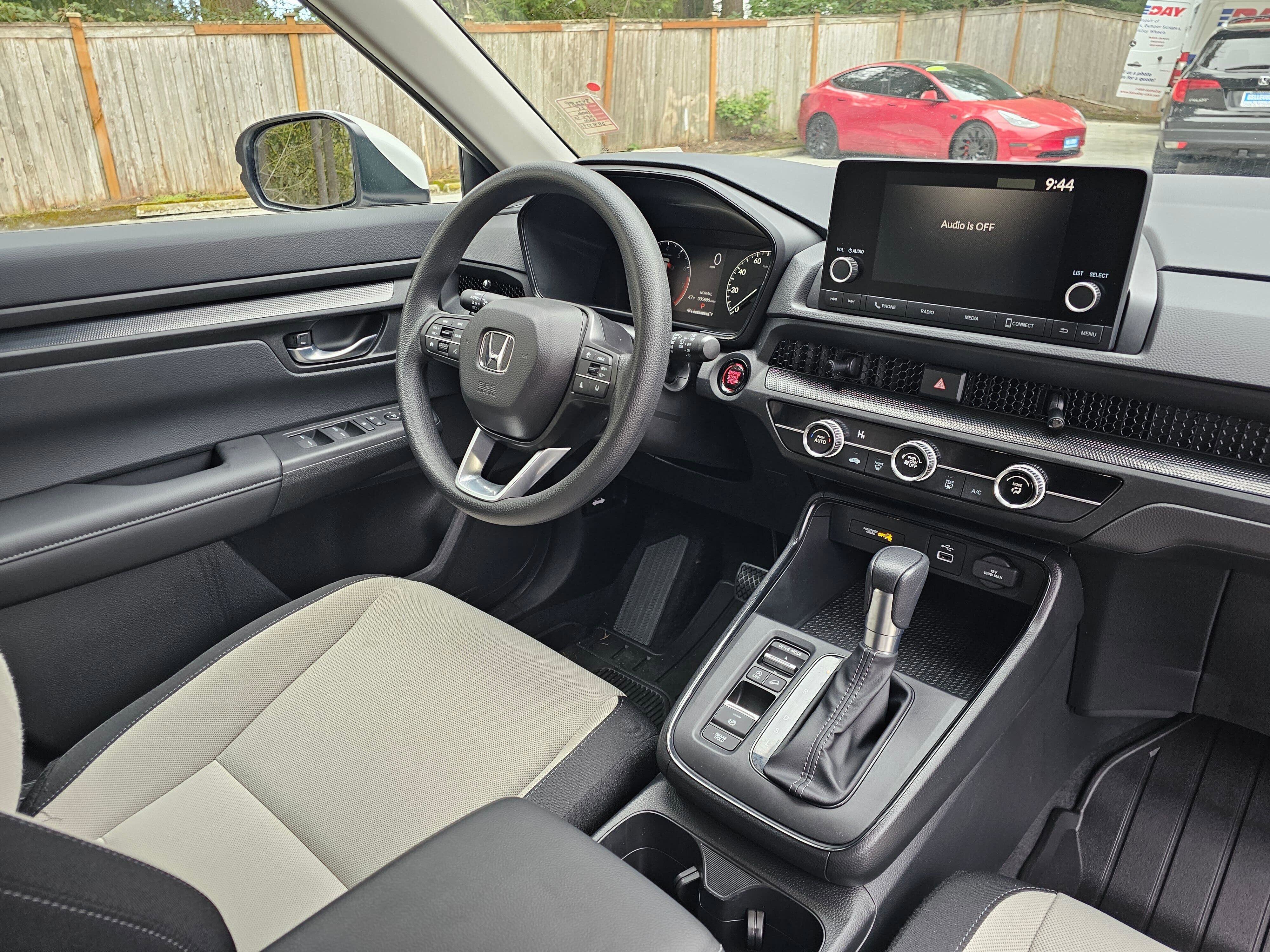 Certified 2025 Honda CR-V LX image 10