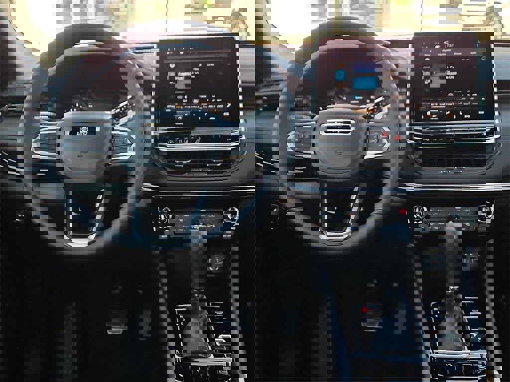 New 2026 Jeep Compass Latitude image 18