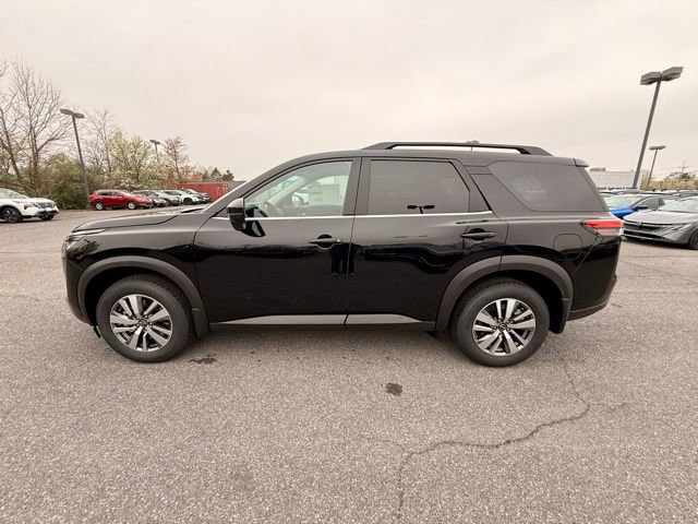 New 2026 Nissan Pathfinder SL image 8