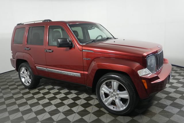 Used 2012 Jeep Liberty Limited Jet w/ Comfort/Convenience Group AWD/4WD image 1