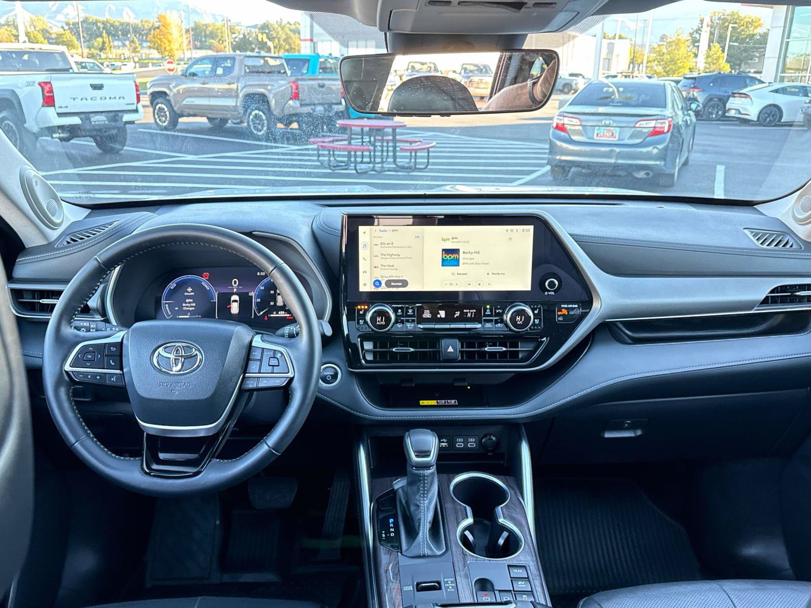 Used 2026 Toyota Highlander Limited AWD/4WD image 15