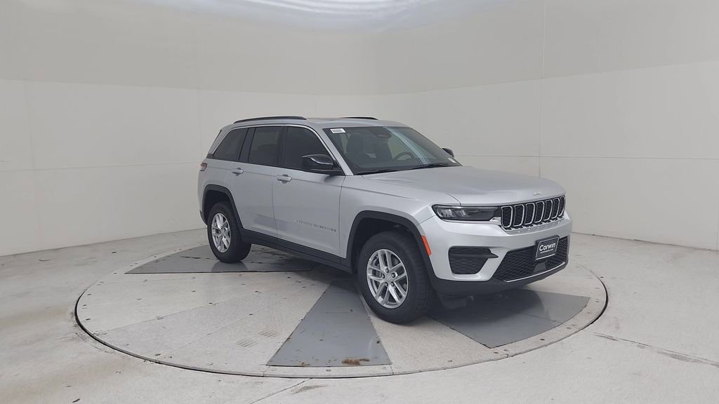 New 2025 Jeep Grand Cherokee Laredo X w/ Luxury Tech Group I image 3