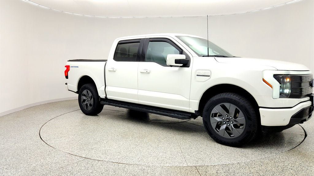 Used 2022 Ford F150 Lightning Lariat AWD/4WD image 3