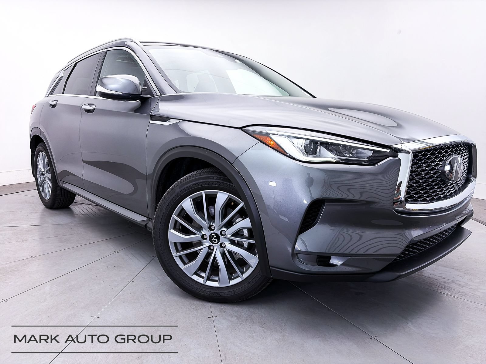 Used 2025 INFINITI QX50 Luxe AWD/4WD image 1