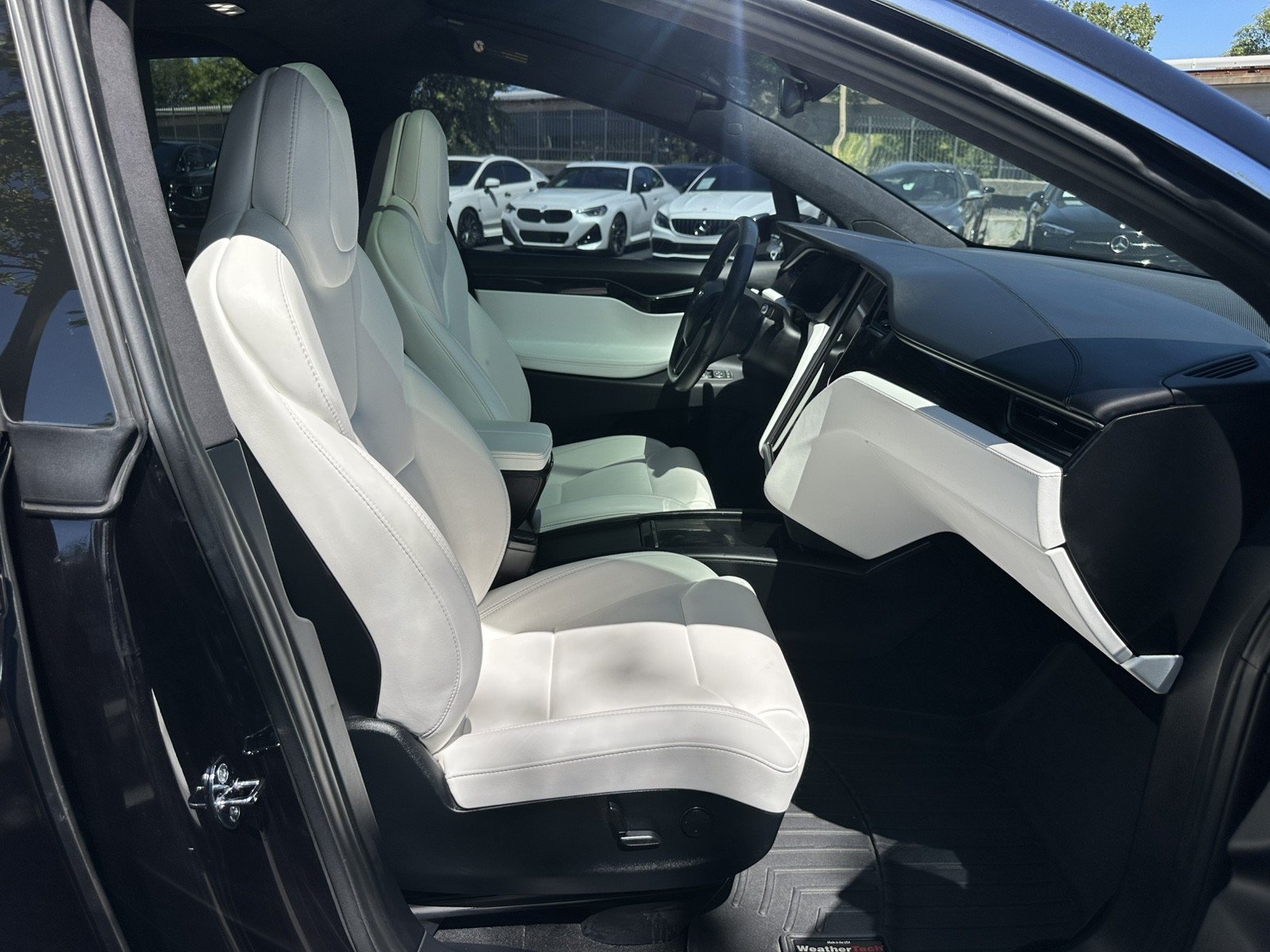 Used 2018 Tesla Model X 75D AWD/4WD image 20
