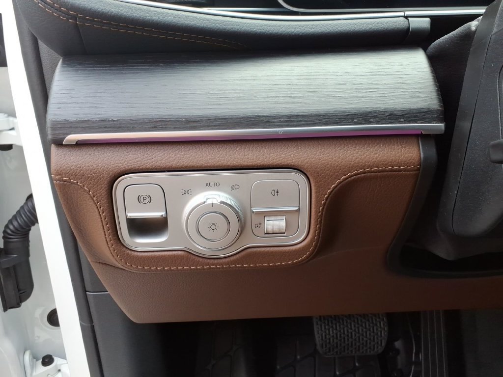 New 2026 Mercedes-Benz GLE 450 4MATIC image 17