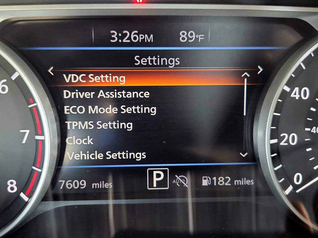 Used 2025 Nissan Sentra SR w/ Midnight Edition FWD image 27
