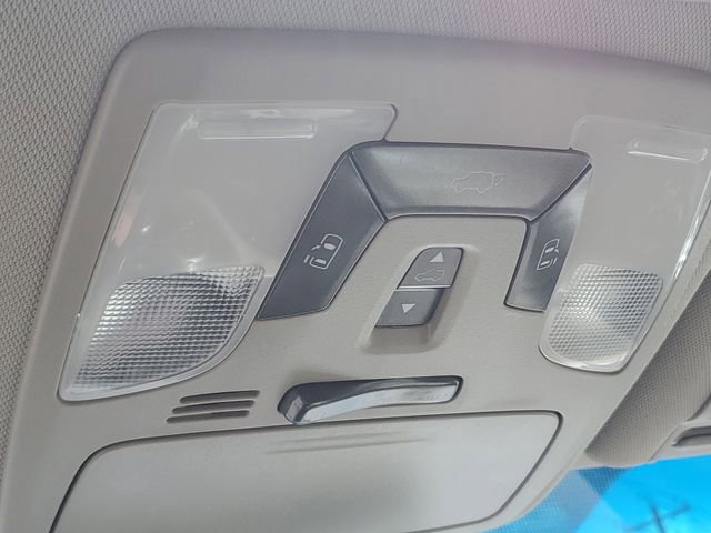 Used 2017 Toyota Sienna XLE Premium AWD/4WD image 30