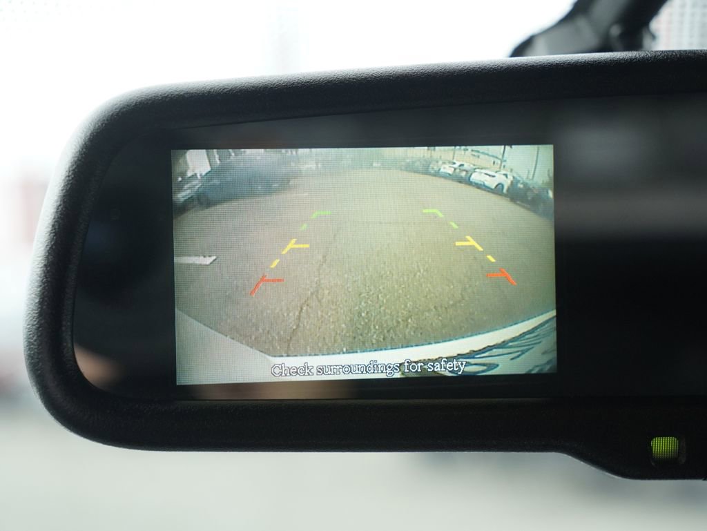 Used 2020 Nissan 370Z Coupe RWD image 16