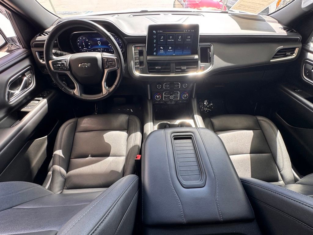 Used 2022 Chevrolet Tahoe Z71 w/ Luxury Package AWD/4WD image 27