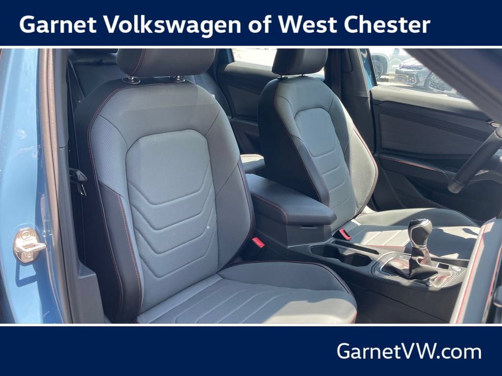New 2026 Volkswagen Jetta GLI Autobahn FWD image 32