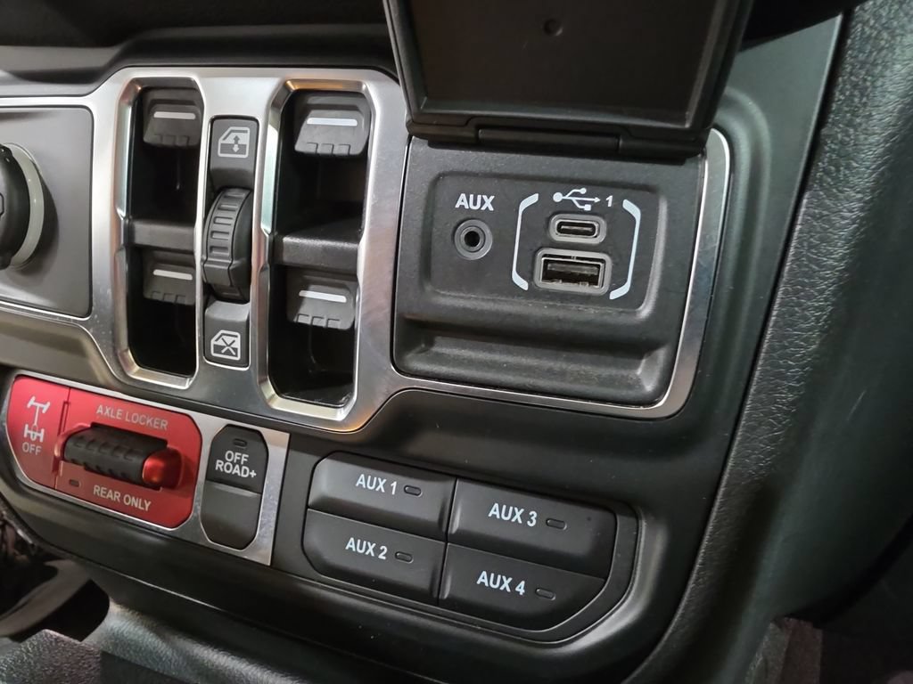 Used 2025 Jeep Wrangler Unlimited Sport S 4xe AWD/4WD image 17