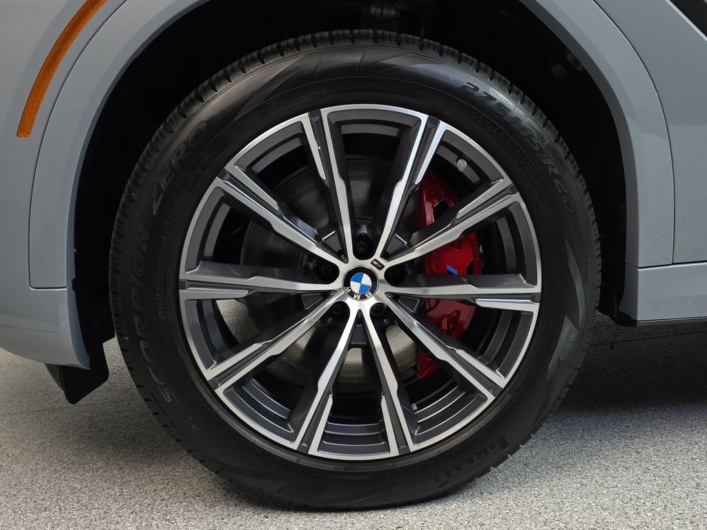 Used 2026 BMW X6 xDrive40i AWD/4WD image 33