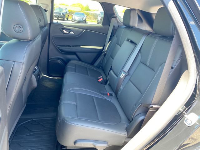Certified 2024 Chevrolet Blazer LT w/ LPO, Cargo Package AWD/4WD image 19