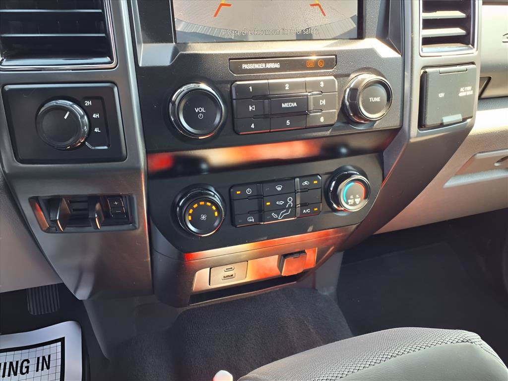 Used 2022 Ford F350 XLT AWD/4WD image 12