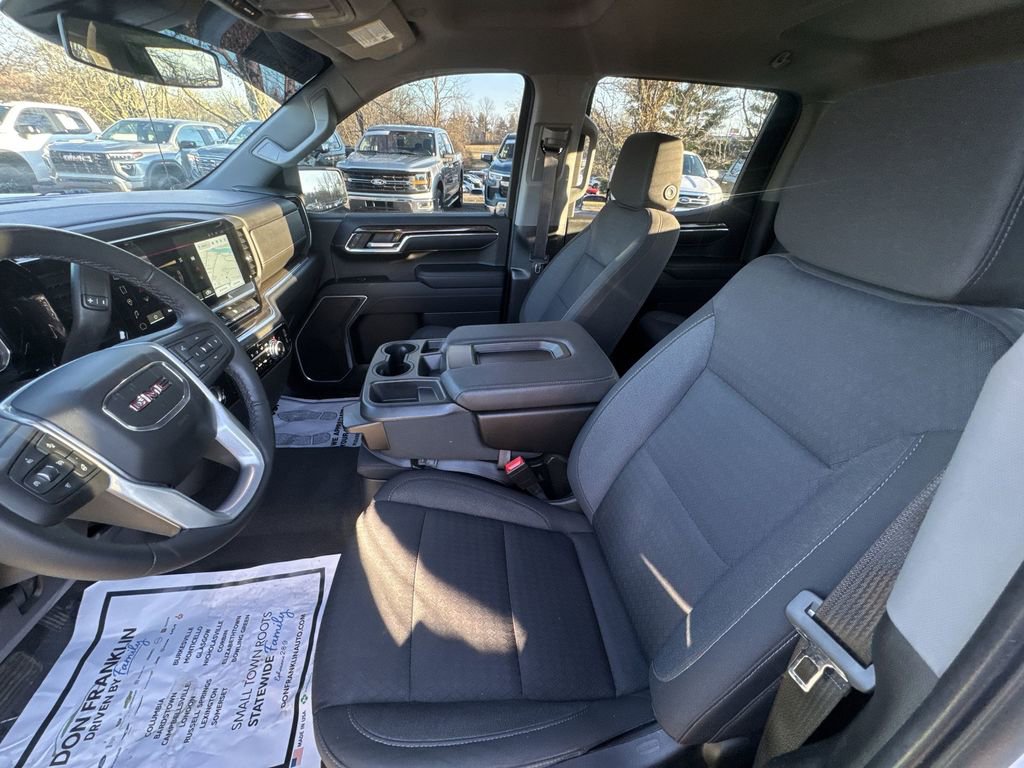 Used 2023 GMC Sierra 1500 Elevation image 11