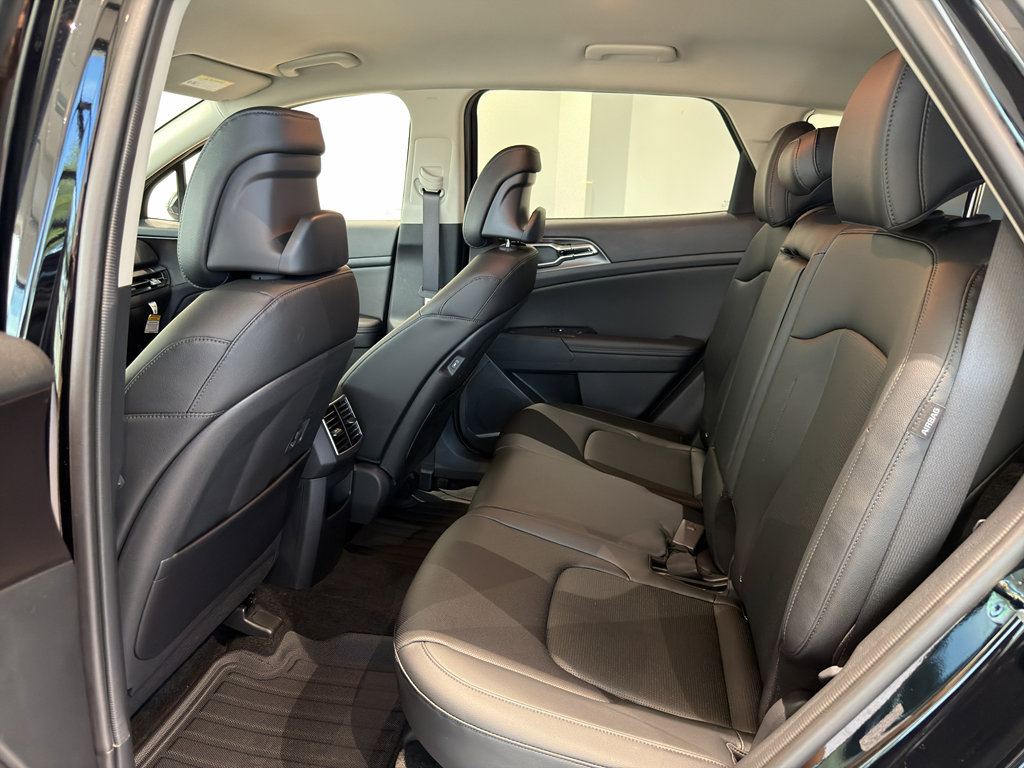 New 2026 Kia Sportage EX image 18