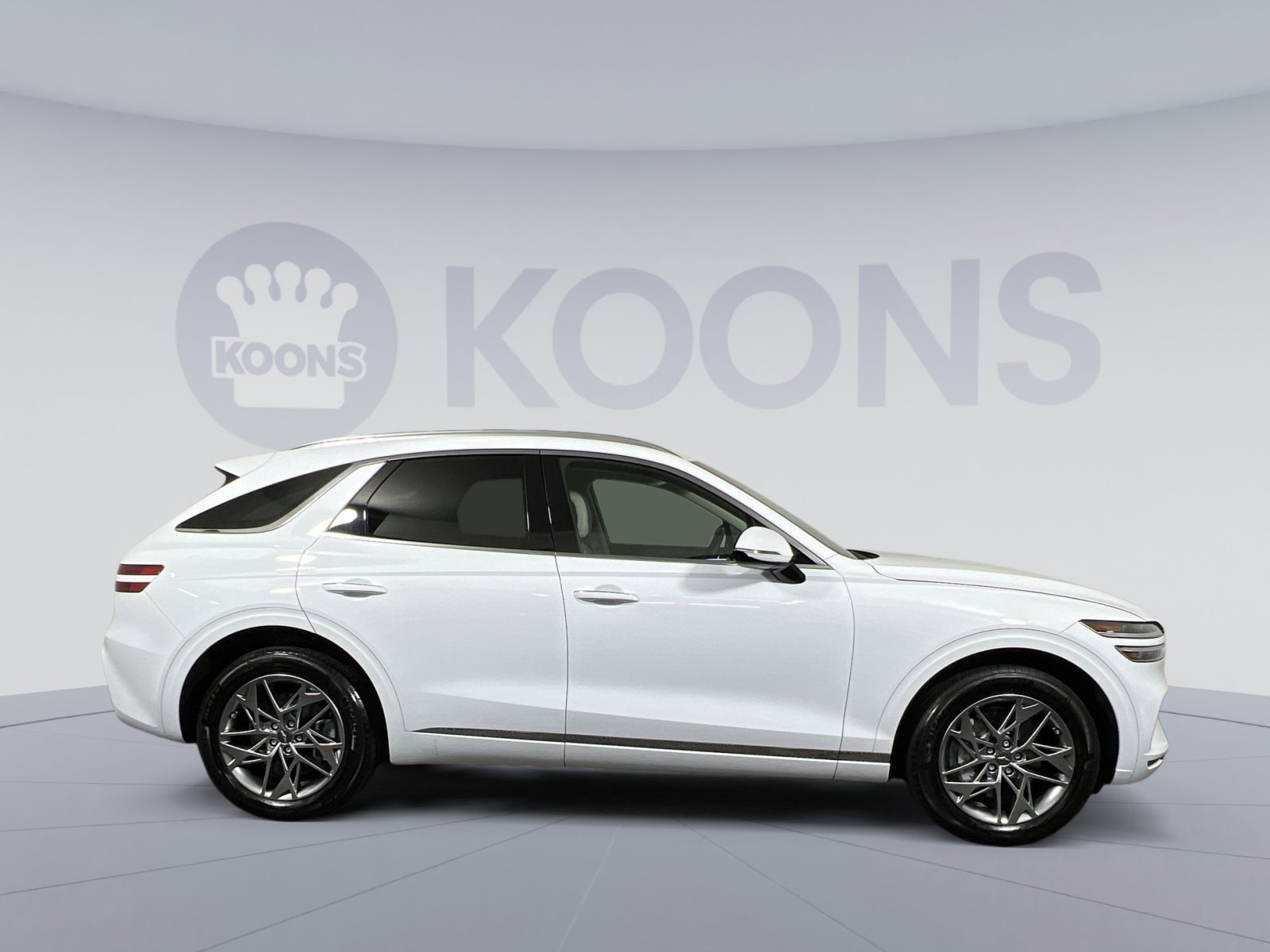 Used 2024 Genesis GV70 2.5T w/ Cargo Package AWD/4WD image 12