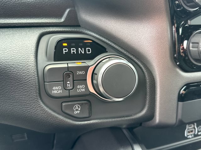 New 2026 RAM 1500 Express AWD/4WD image 22