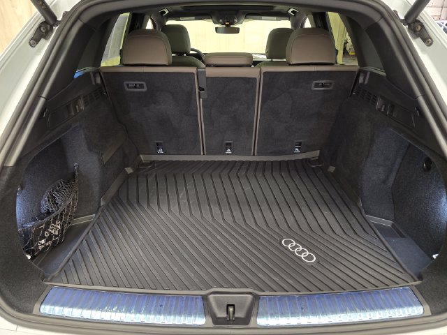Used 2025 Audi Q5 Premium Plus AWD/4WD image 34