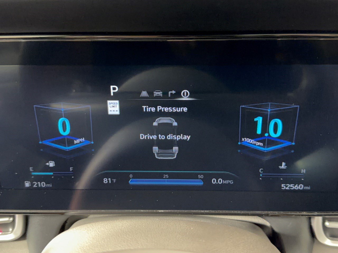 Used 2025 Hyundai Elantra SEL FWD image 26
