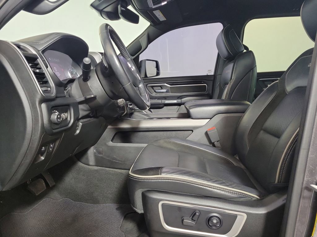 Used 2021 RAM 1500 Laramie w/ Sport Appearance Package image 13