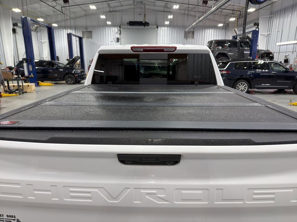 Used 2025 Chevrolet Silverado 1500 RST image 9