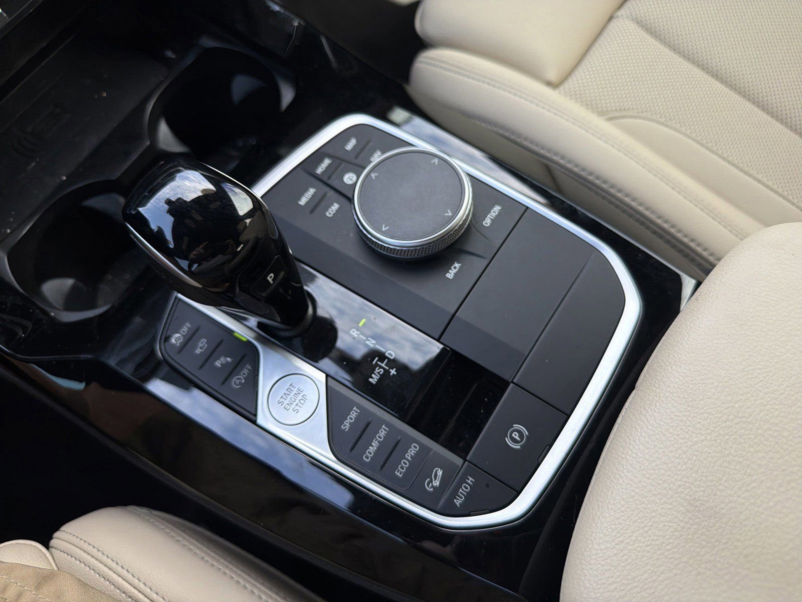 Certified 2024 BMW X3 xDrive30i w/ Premium Package w/ZPA AWD/4WD image 32