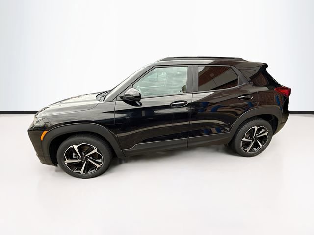 Used 2021 Chevrolet TrailBlazer RS w/ Sun and Liftgate Package image 9