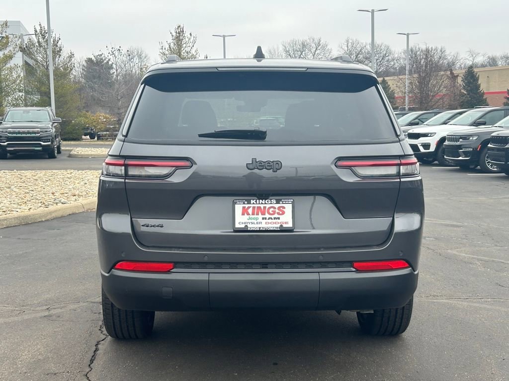 New 2025 Jeep Grand Cherokee L Altitude image 6