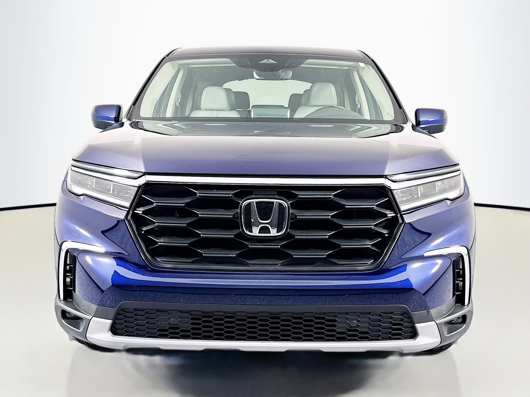 Certified 2025 Honda Pilot EX-L image 2