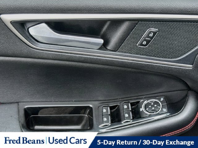 Used 2020 Ford Edge ST-Line w/ Cold Weather Package AWD/4WD image 24